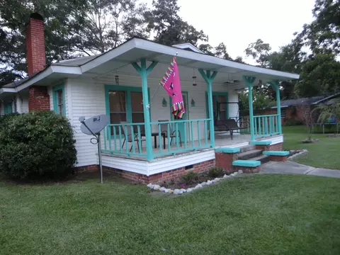 207 S Second St, Collins, MS 39428 photo 3