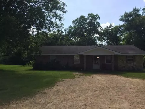 315 S Oak St, Mize, MS 39116 photo 2