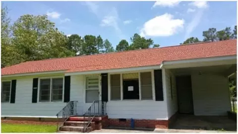 429 Franklin St, Quitman, MS 39355 photo 2