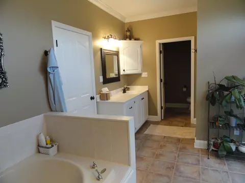 7 Beaver Lk, Laurel, MS 39443 photo 21