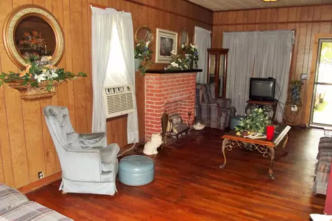 829 Maple, Laurel, MS 39440 photo 13