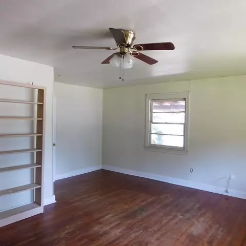 204 E 7th Ave, Petal, MS 39465 photo 4