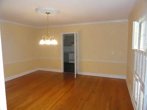 1321 N 11th Ave, Laurel, MS 39440 photo 5