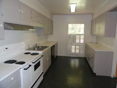 1321 N 11th Ave, Laurel, MS 39440 photo 4