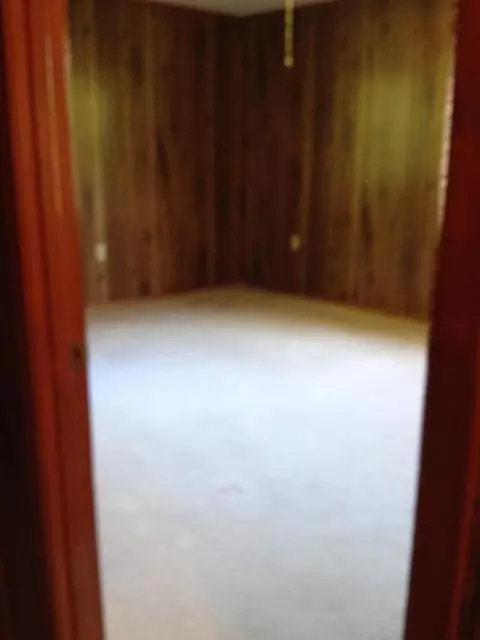 588 Antioch Dr, Laurel, MS 39443 photo 5
