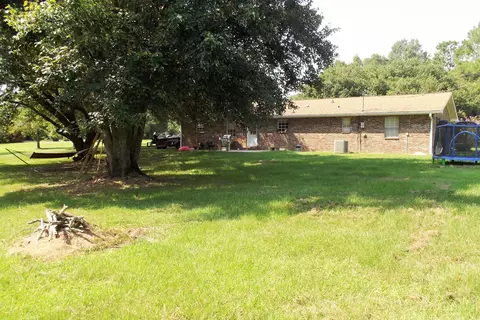 305 Jordan Dr, Laurel, MS 39443 photo 6