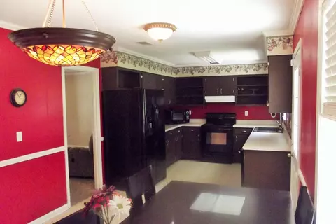 305 Jordan Dr, Laurel, MS 39443 photo 18