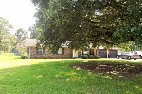305 Jordan Dr, Laurel, MS 39443 photo 3