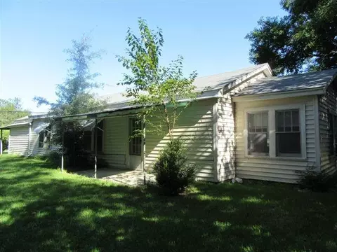 38 Northeast Dr, Laurel, MS 39443 photo 4