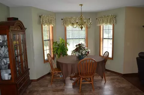 238 Mcmillan Rd, Laurel, MS 39443 photo 4