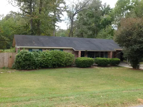 1018 Lamar Dr, Laurel, MS 39440 photo 1