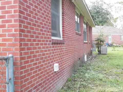 641 W 29th St, Laurel, MS 39440 photo 3