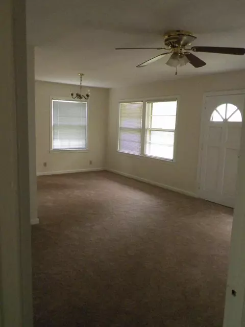 641 W 29th St, Laurel, MS 39440 photo 9