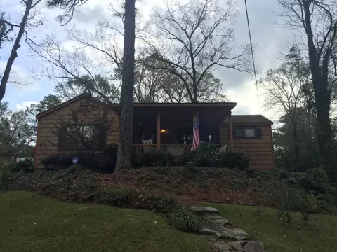 722 Northview, Laurel, MS 39440 photo 1