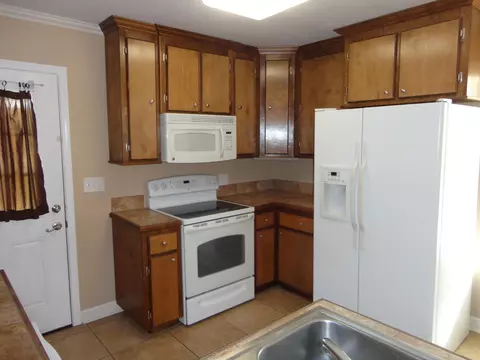 11 Martin Ln, Collins, MS 39428 photo 7