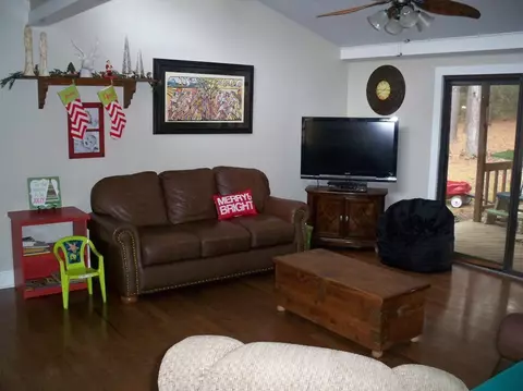 43 Clark Dirt Pit Rd, Laurel, MS 39443 photo 4