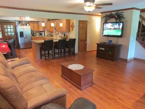 155 Shattles Loop, Brooklyn, MS 39425 photo 6