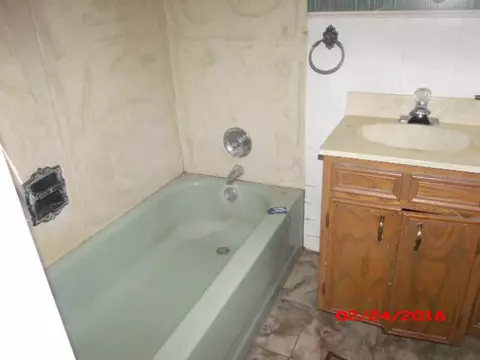807 N 8th Ave, Laurel, MS 39440 photo 3