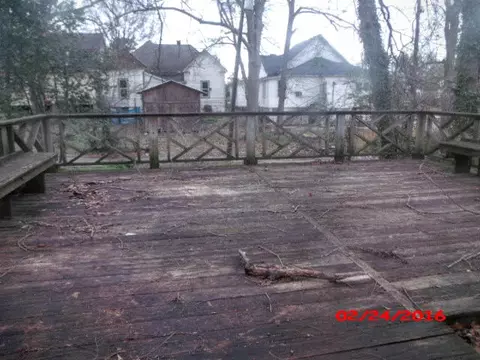 807 N 8th Ave, Laurel, MS 39440 photo 9