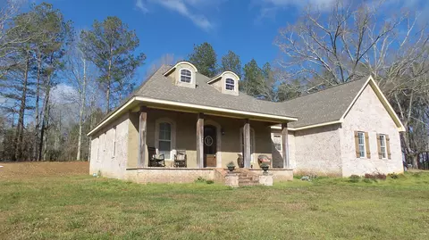 124 Pine, Laurel, MS 39443 photo 3