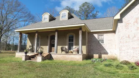 124 Pine, Laurel, MS 39443 photo 2