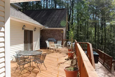 14 Hickory Pt, Laurel, MS 39443 photo 11