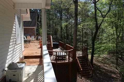 14 Hickory Pt, Laurel, MS 39443 photo 8