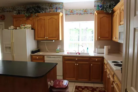 14 Hickory Pt, Laurel, MS 39443 photo 23