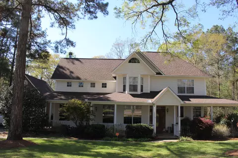 14 Hickory Pt, Laurel, MS 39443 photo 4