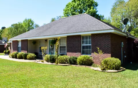 15 Southdown Dr, Sumrall, MS 39482 photo 3