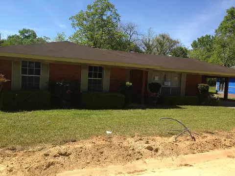 1144 Simmons St, Laurel, MS 39440 photo 1