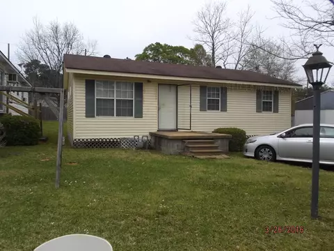 501 NE 13th St, Magee, MS 39111 photo 1