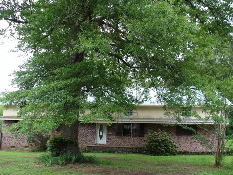 201 Township Rd, Laurel, MS 39443 photo 1