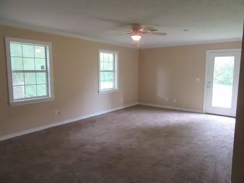 109 Tommy Johnson Rd, Laurel, MS 39443 photo 9