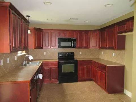 6 W Spruce, Sumrall, MS 39482 photo 2