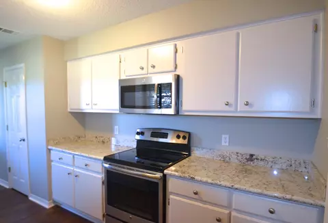 10 W Adam Dr, Sumrall, MS 39482 photo 3