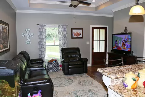 9 Willow Ct, Sumrall, MS 39482 photo 2