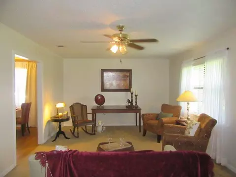 35 Welborn Rd, Laurel, MS 39443 photo 3