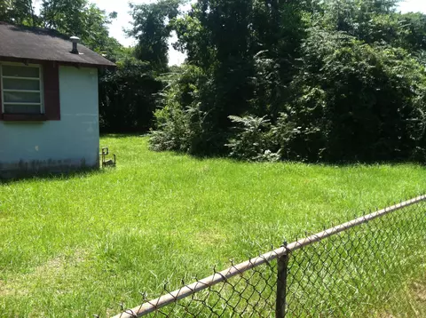 107 E 2nd Ave, Petal, MS 39465 photo 3