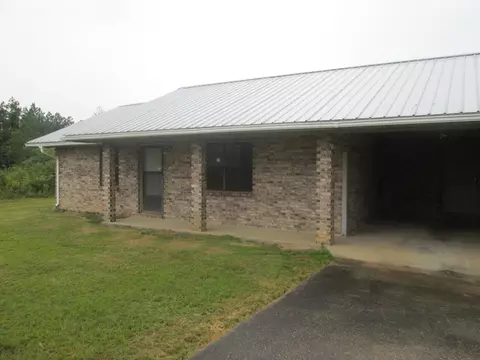 16 Leo Harvison Dr, Mclain, MS 39456 photo 1