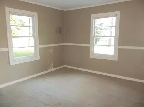 300 E 2nd Ave, Petal, MS 39465 photo 5