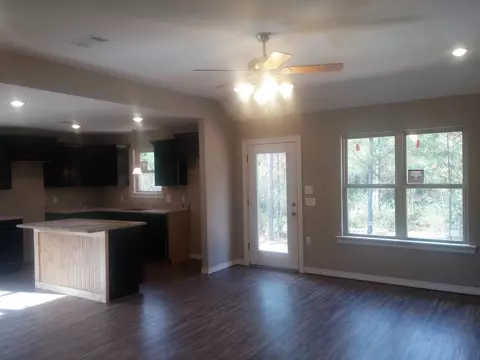 135 Hemingway, Sumrall, MS 39482 photo 2