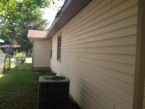 820 S 8th Ave, Laurel, MS 39440 photo 3