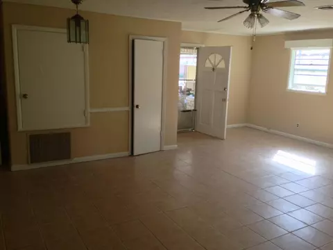 820 S 8th Ave, Laurel, MS 39440 photo 17