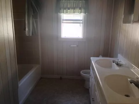 820 S 8th Ave, Laurel, MS 39440 photo 11