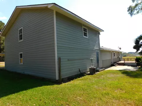 53 Sasser Rd, Laurel, MS 39443 photo 8
