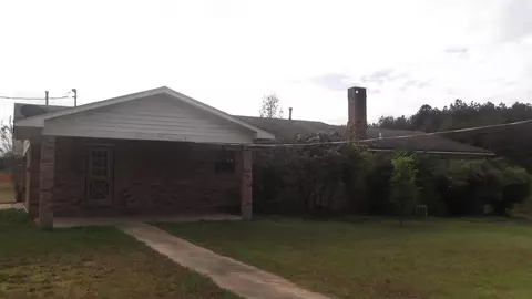 33 Lawrence Dr, Collins, MS 39428 photo 16