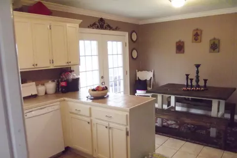 90 John Hill Rd, Laurel, MS 39443 photo 3