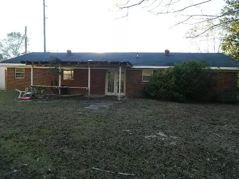 1047 S First St, Wiggins, MS 39577 photo 7