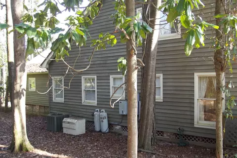 20 Bay Cir, Laurel, MS 39440 photo 6